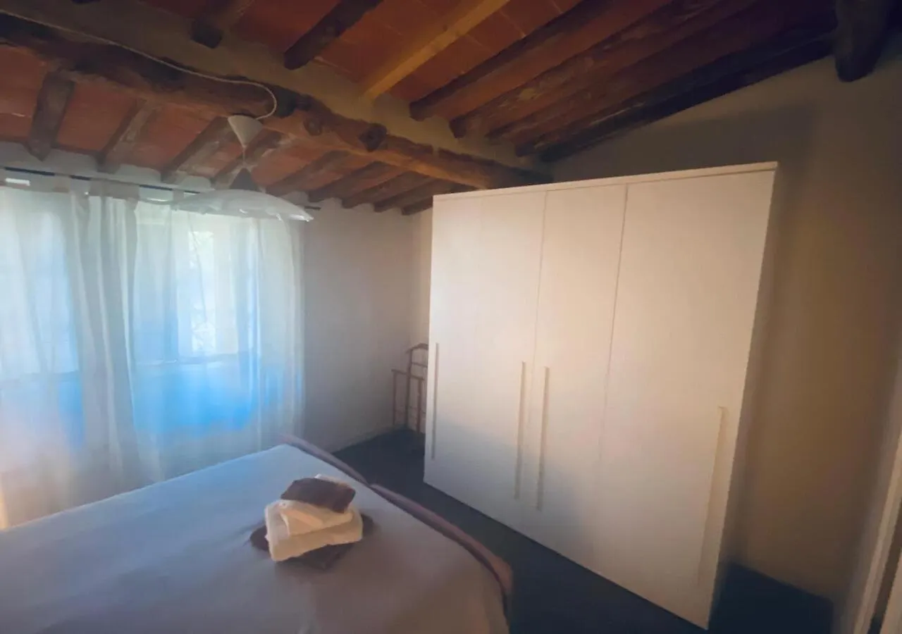 Denisoph Apartment Lucca 0*,  Italia